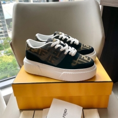 Fendi Low Shoes